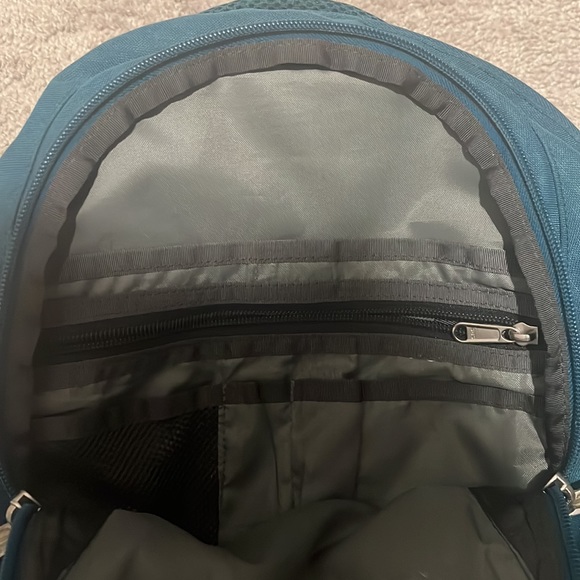 North face jester backpack main image 6